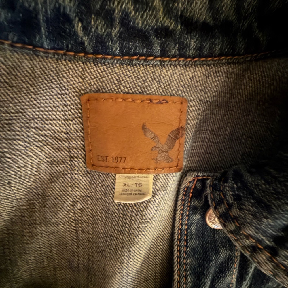 American Eagle Outfitters Dark Blue Denim Jacket with Brown Patch - Picture 3 of 5
